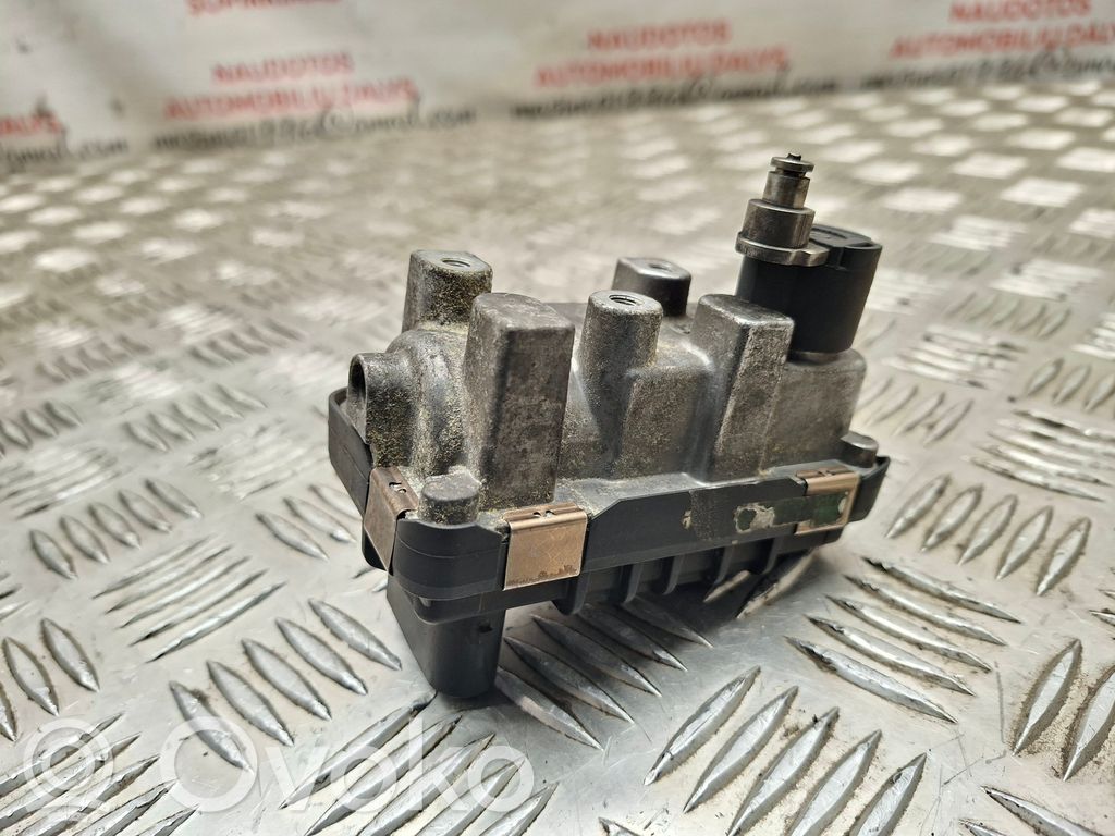 Audi A6 S6 C6 4F Sterownik / Nastawnik turbiny 