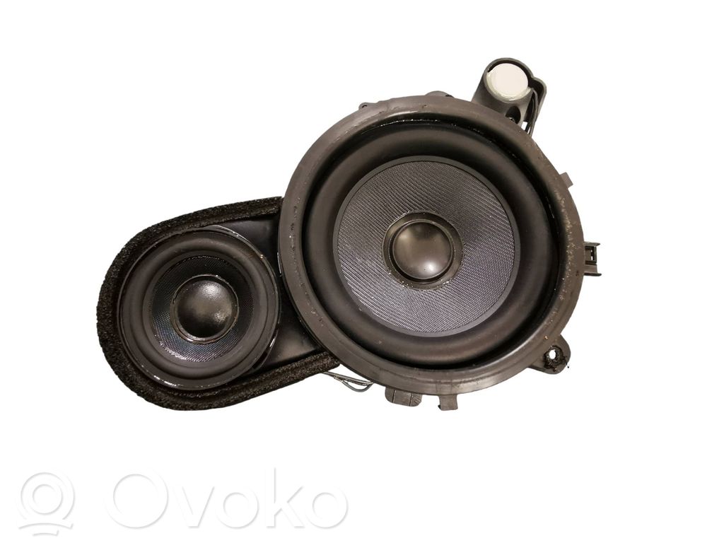 Volvo XC90 Front door speaker 