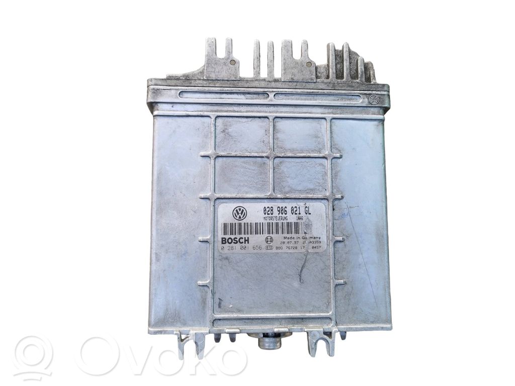 Volkswagen PASSAT B5 Engine control unit/module 