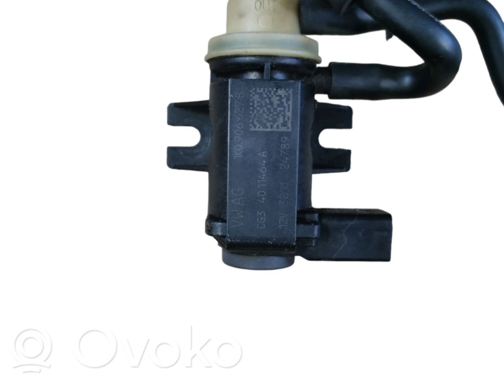 Volkswagen PASSAT B7 Zawór podciśnienia / Elektrozawór turbiny 