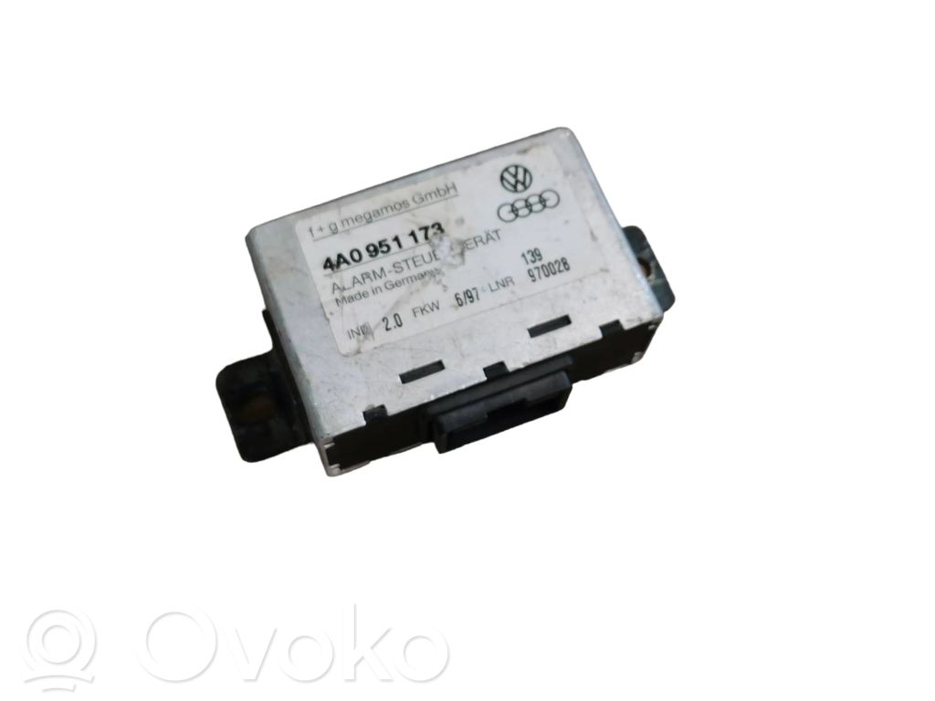 Unidad de control/módulo de alarma   4A0951173,970028