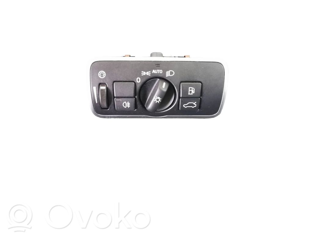 Volvo V60 Šviesų jungtukas 