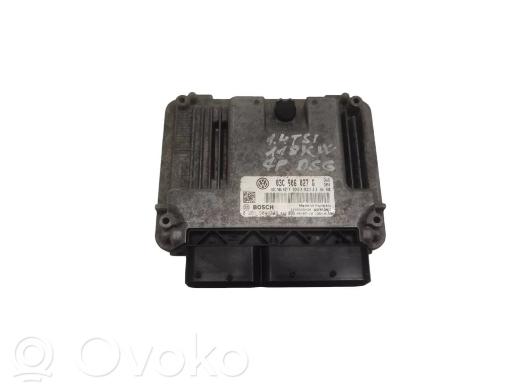 Volkswagen Golf VI Engine control unit/module 