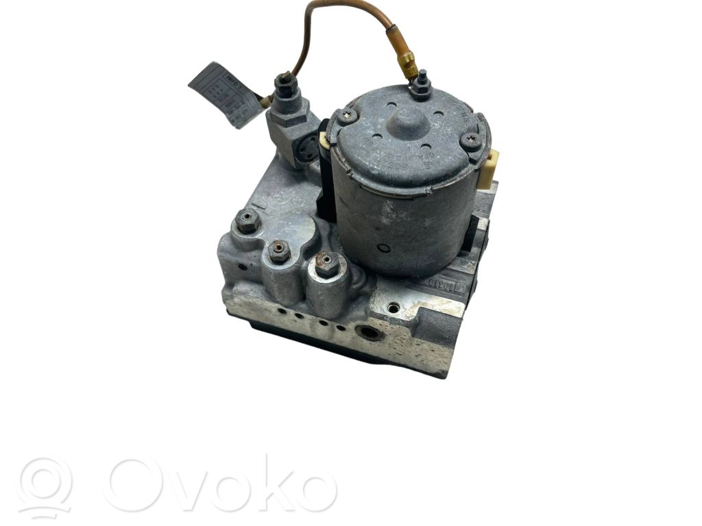 BMW 5 E39 ABS Pump 
