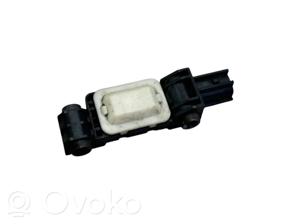 Audi A3 S3 8P Airbag deployment crash/impact sensor 