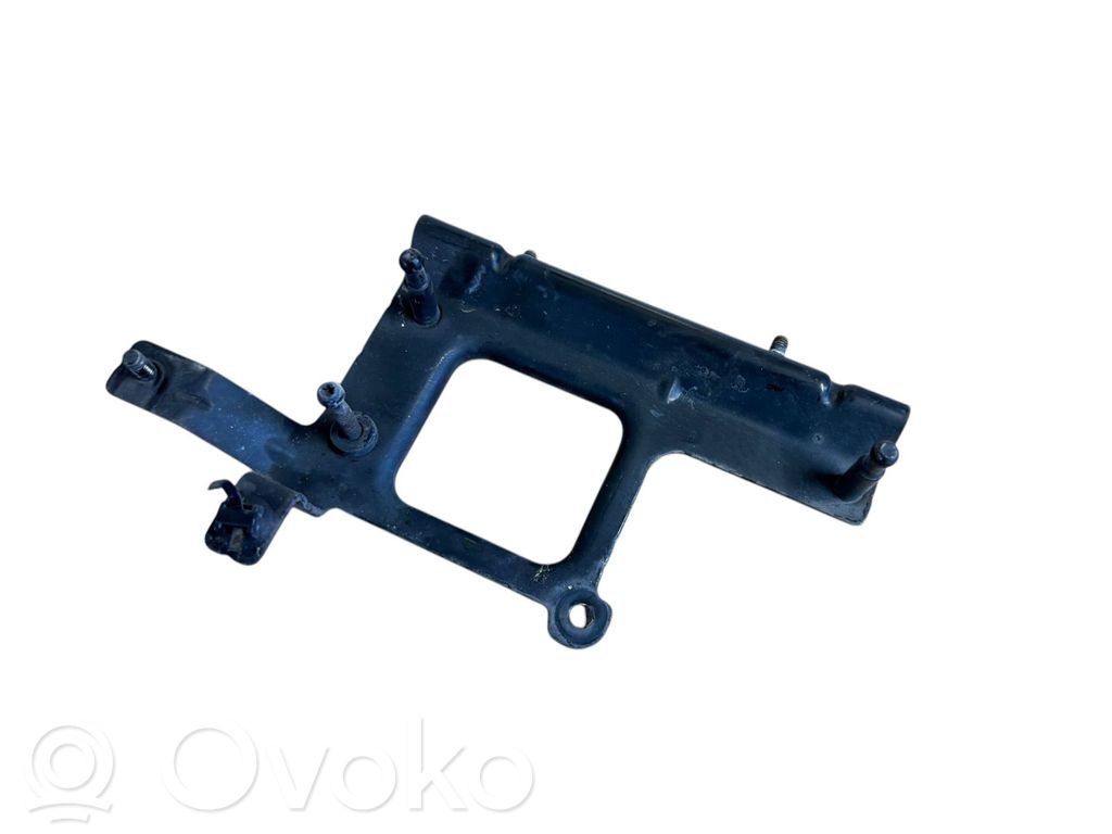 Distronic sensor bracket   31300283,31400841