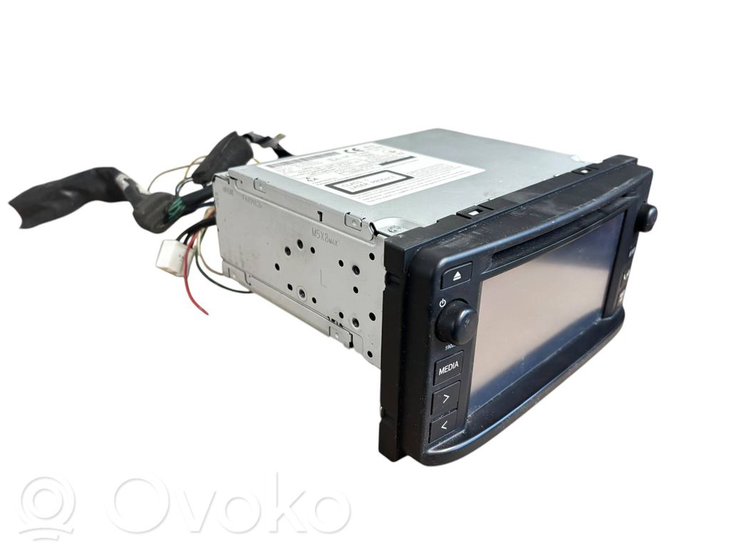 Toyota RAV 4 (XA30) Radio/CD/DVD/GPS head unit 