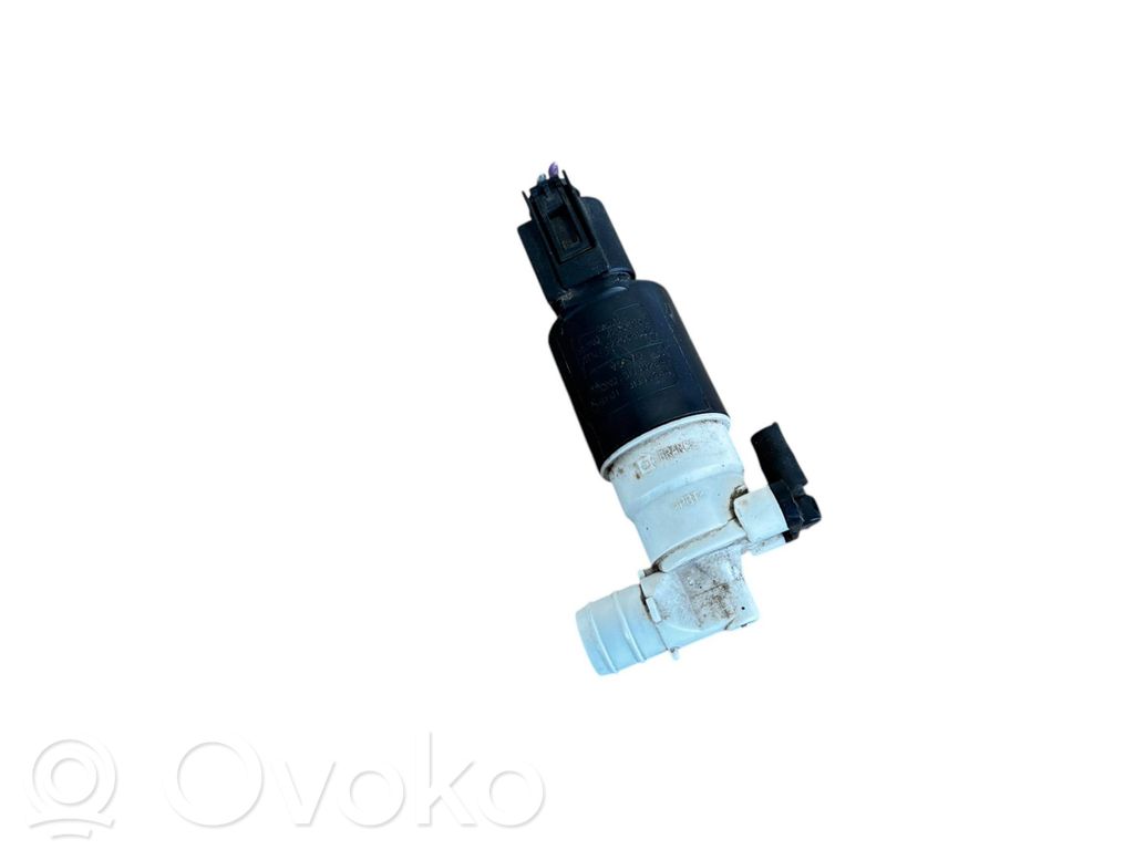 Volvo S60 Windscreen/windshield washer pump 