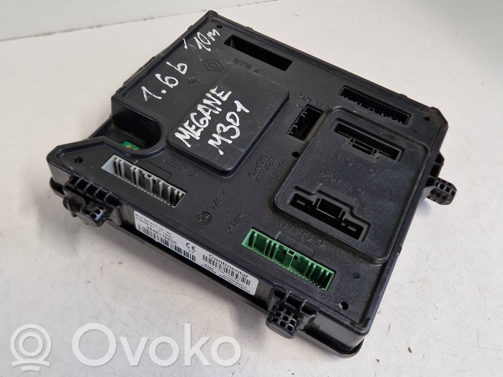 Renault Megane III Comfort/convenience module 