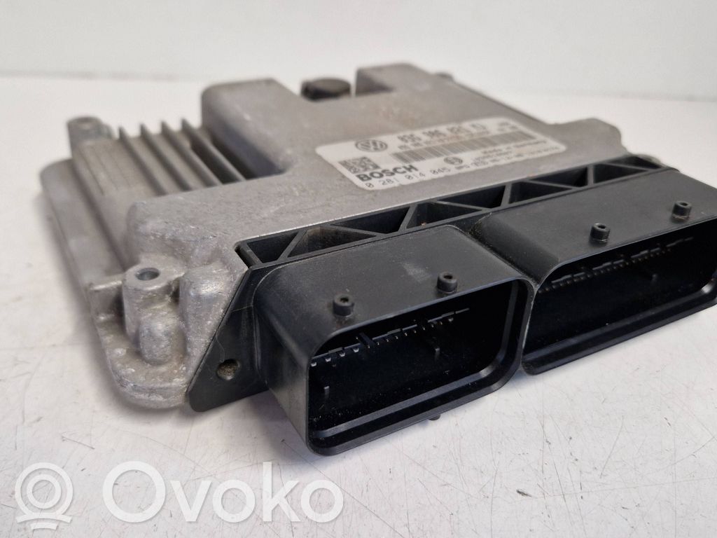 Volkswagen Touran II Engine control unit/module 