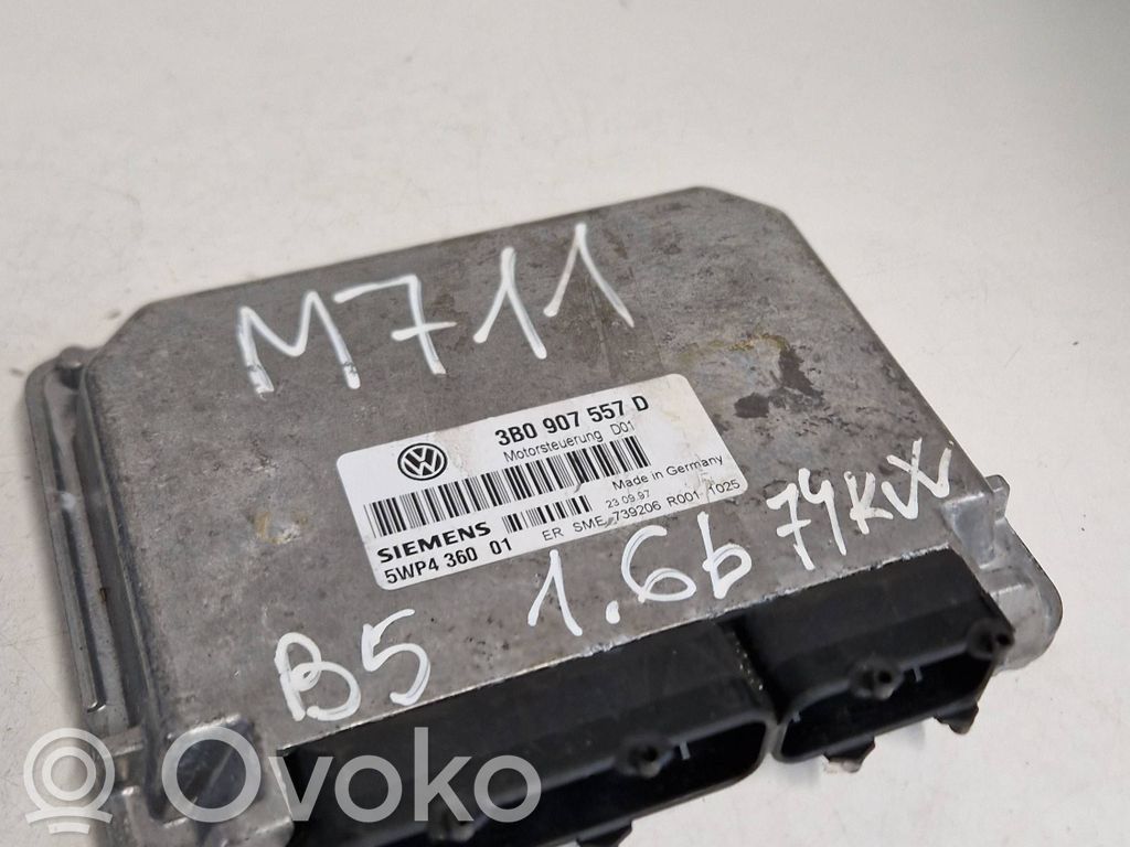 Volkswagen PASSAT B5 Engine control unit/module 