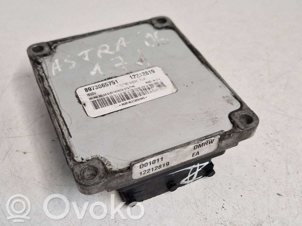 Opel Astra H Engine control unit/module 