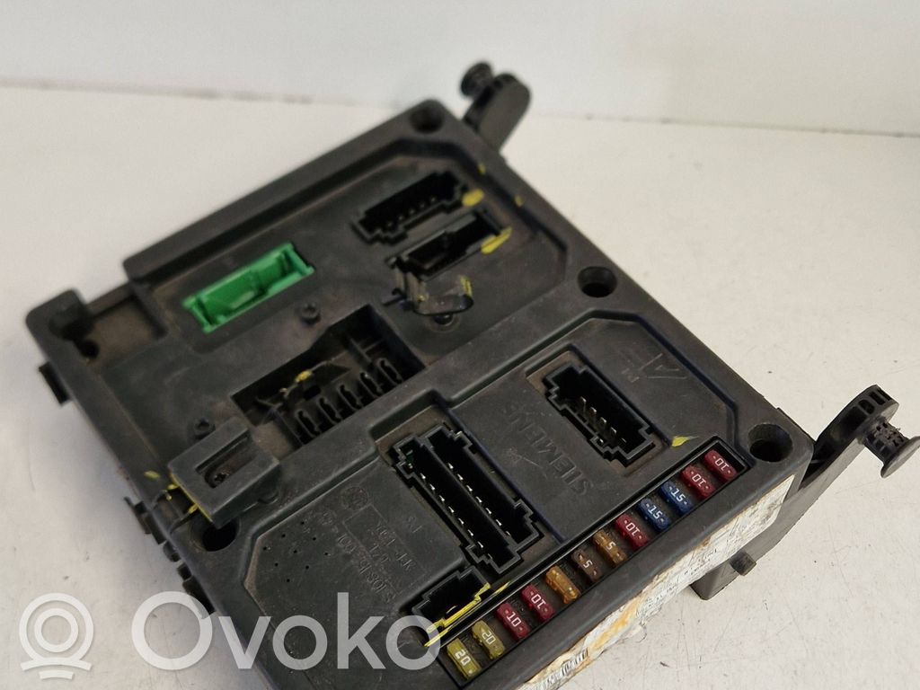Volkswagen Sharan Drošinātāju bloks 