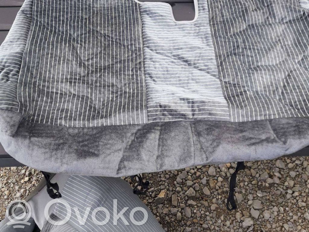 Volkswagen Transporter - Caravelle T5 Moldura del asiento 