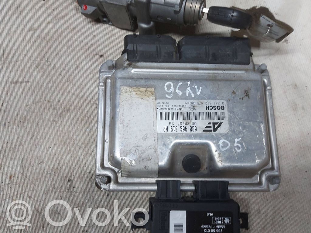 Ford Galaxy Engine control unit/module 