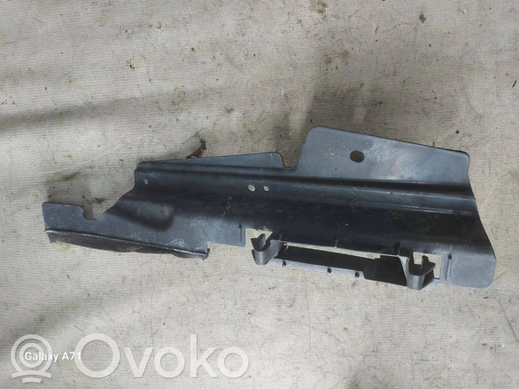 Ford Galaxy Lokasuojan päätylista 