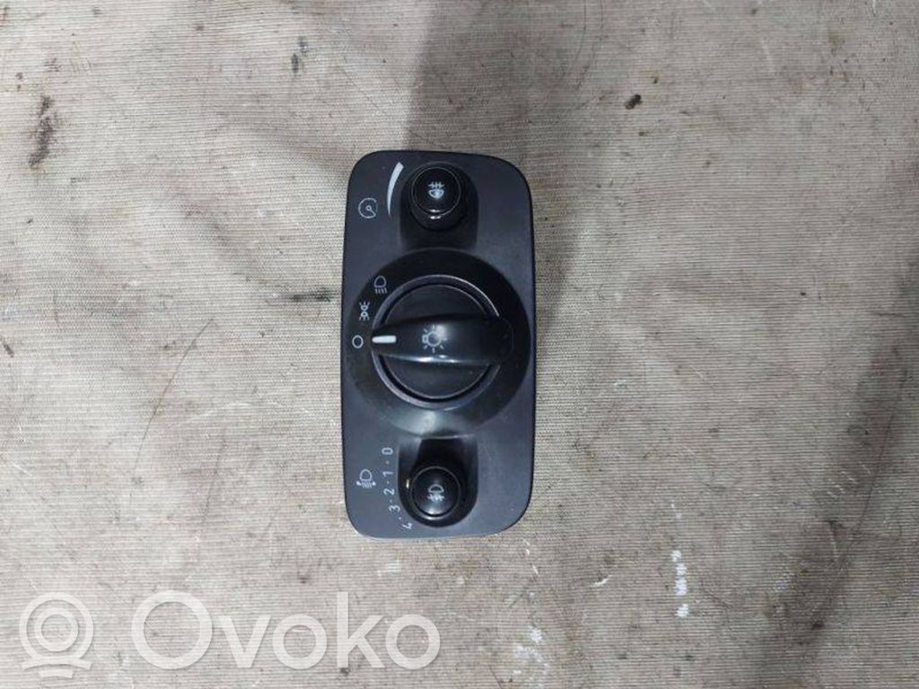 Light switch   70962