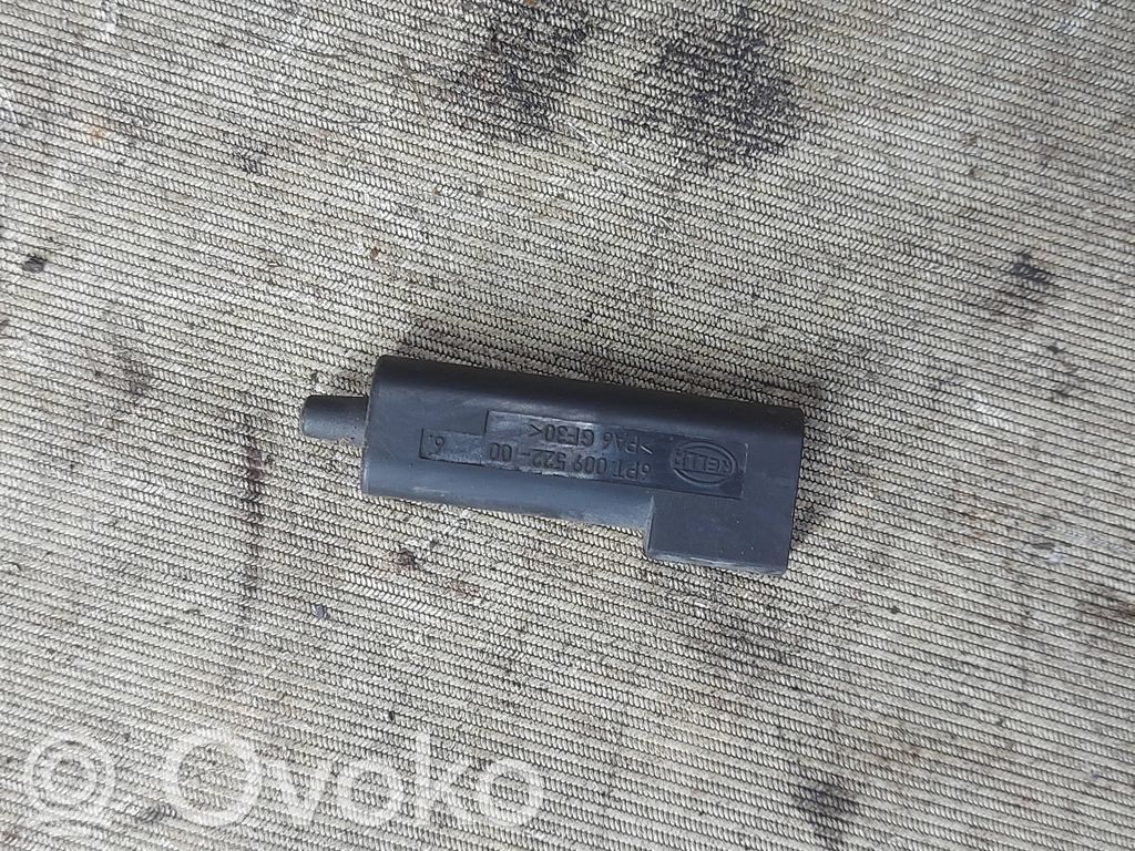 Ford Kuga I Outside/exterior temperature sensor 