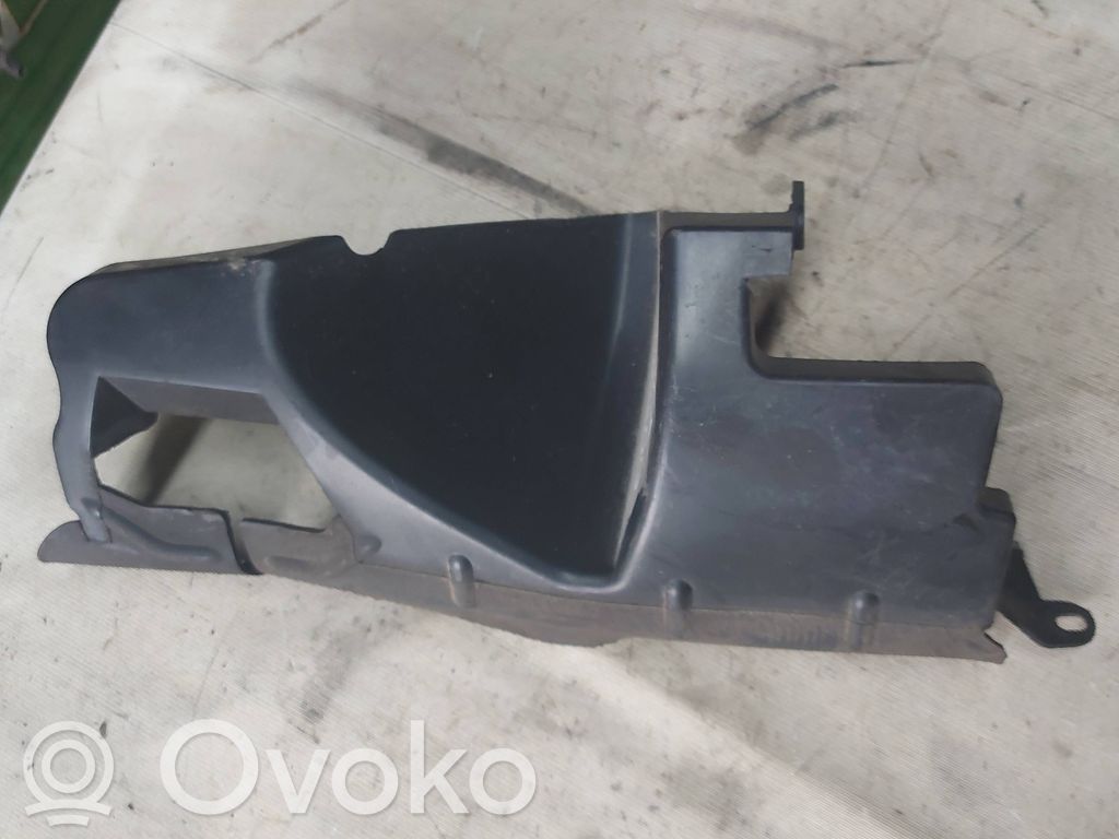 Ford Transit Custom Radiatoriaus oro nukreipėjas (-ai) 