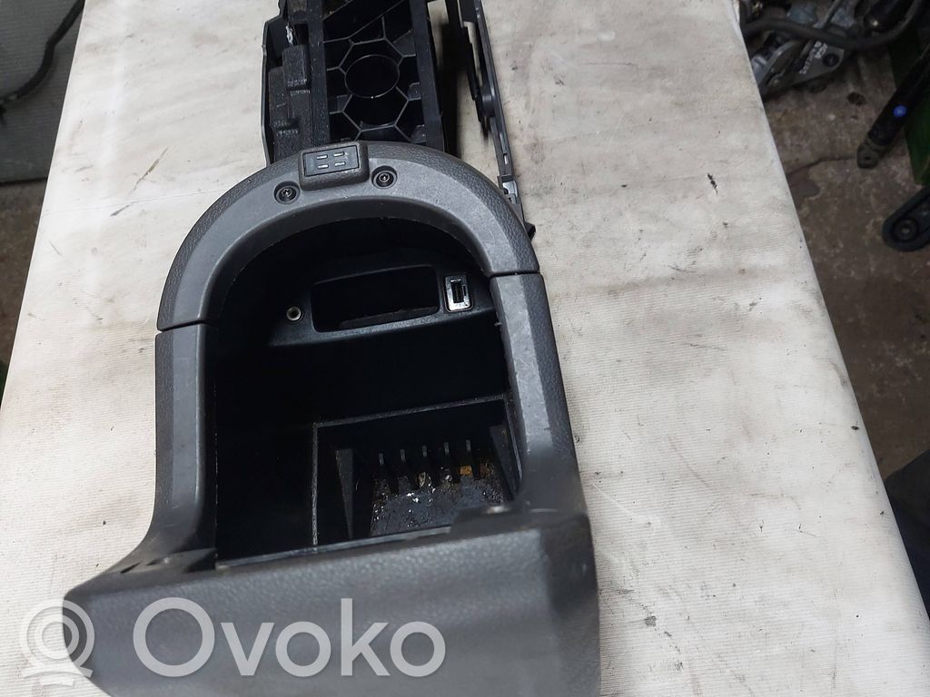 Ford Kuga I Consola central 