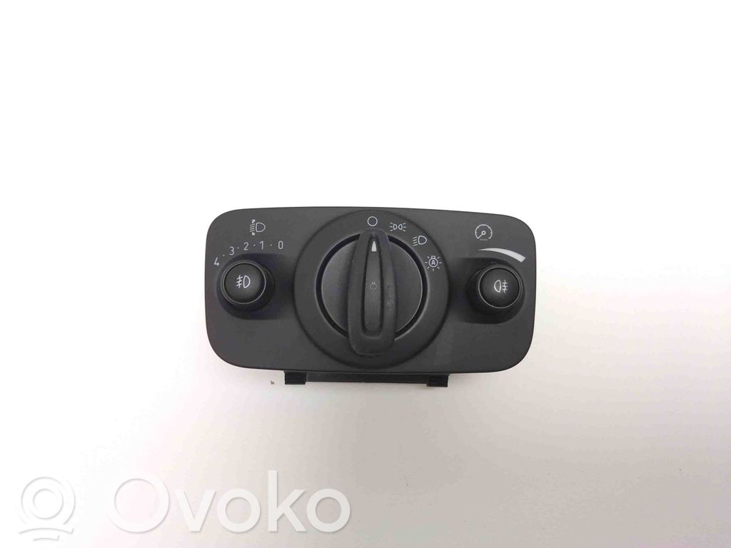 Ford C-MAX II Light switch 