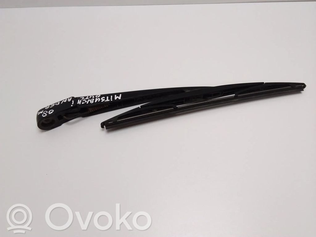 Mitsubishi Outlander Rear wiper blade arm 