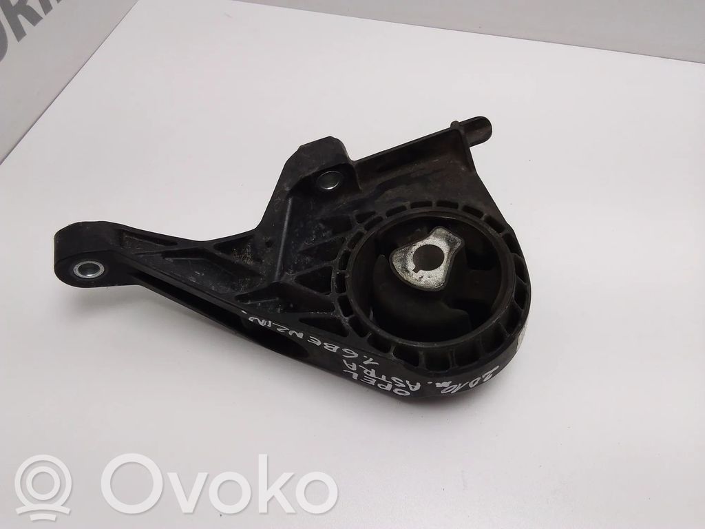 Opel Astra J Engine mount bracket 