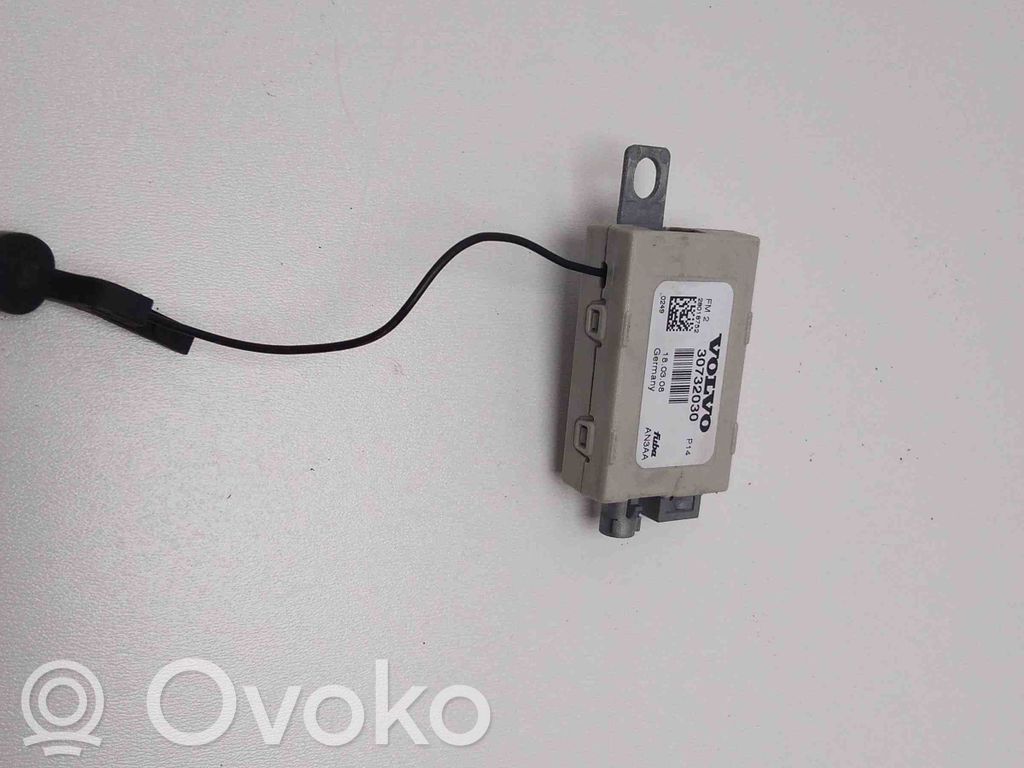 Volvo C30 Antenos stiprintuvas 