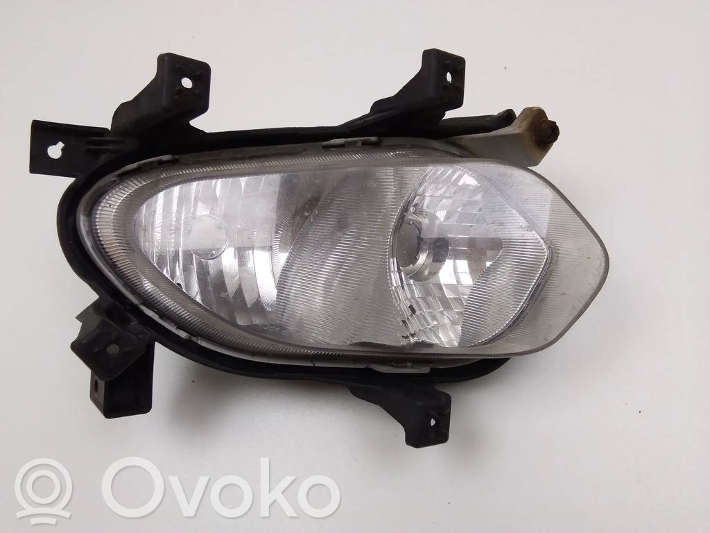 KIA Ceed Miglas lukturis priekšā 