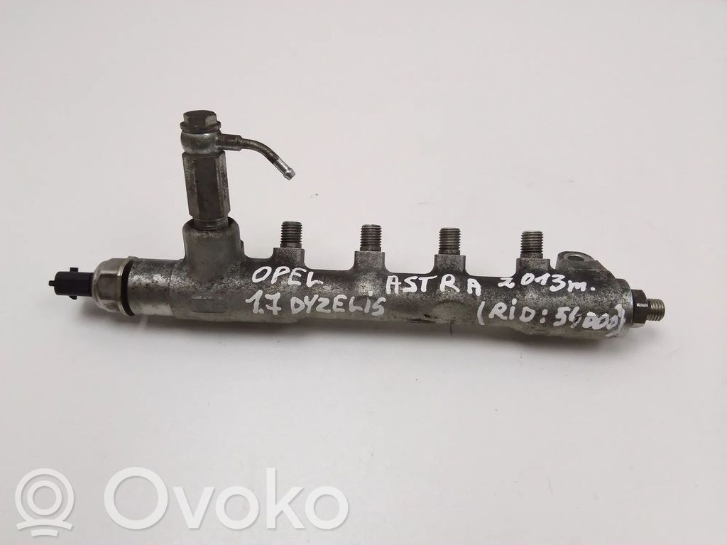 Opel Astra K Tubo principal de alimentación del combustible 