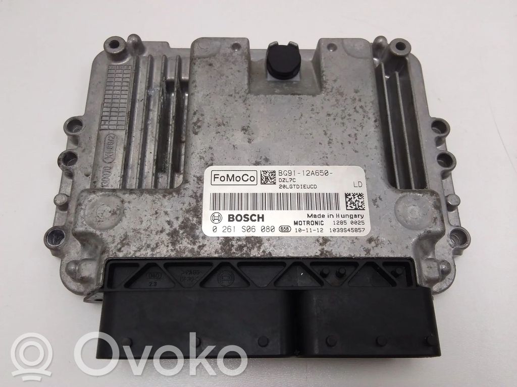 Engine control unit/module   0261S06080