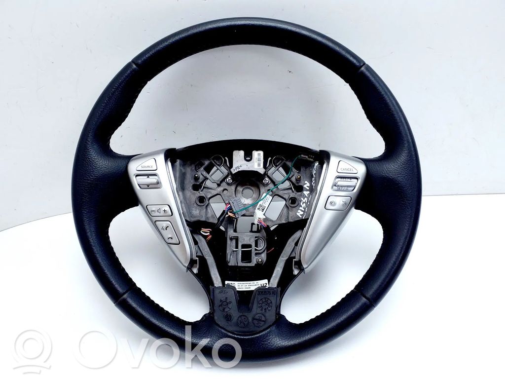 Nissan Note (E12) Stūre 