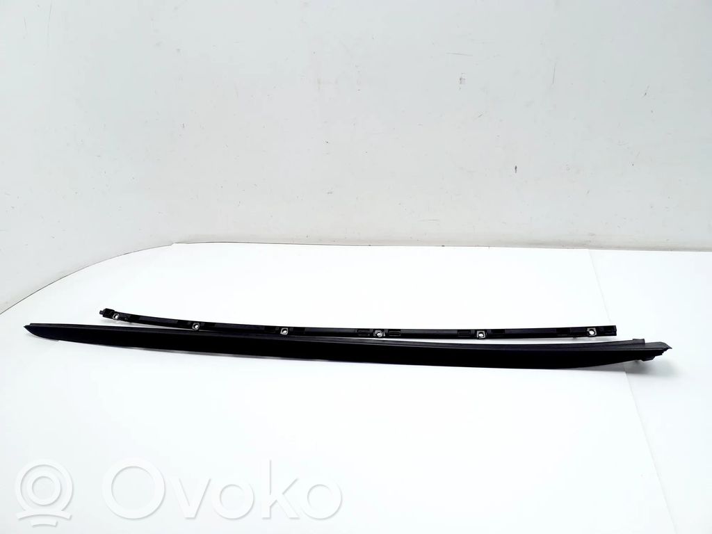 KIA Ceed Windshield trim 