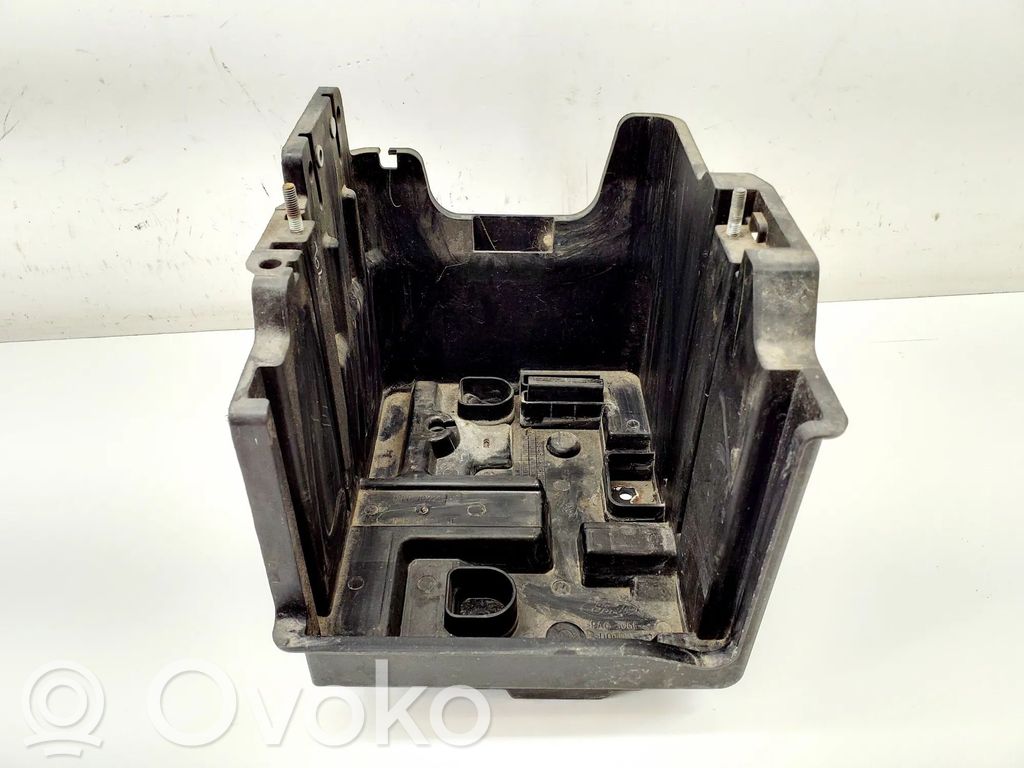 Ford Ecosport Podstawa / Obudowa akumulatora 