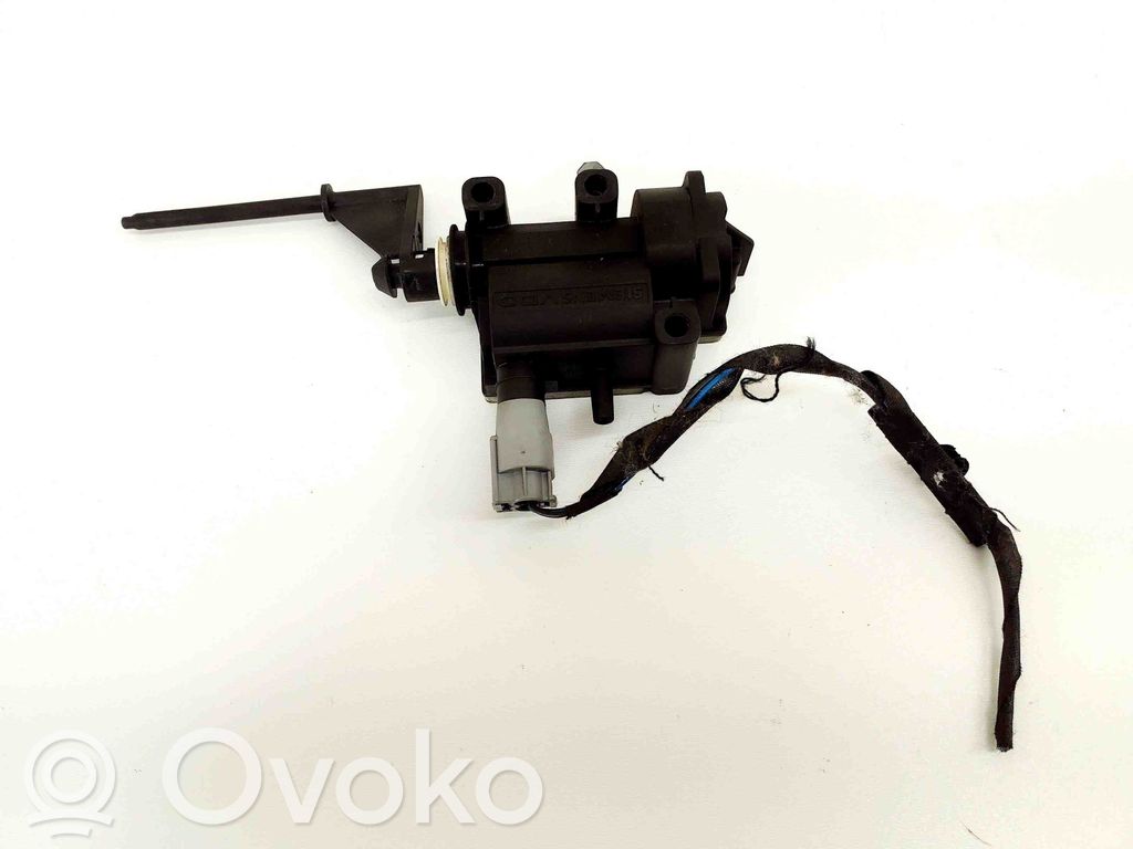 BMW 3 E92 E93 Siłownik klapki wlewu paliwa 