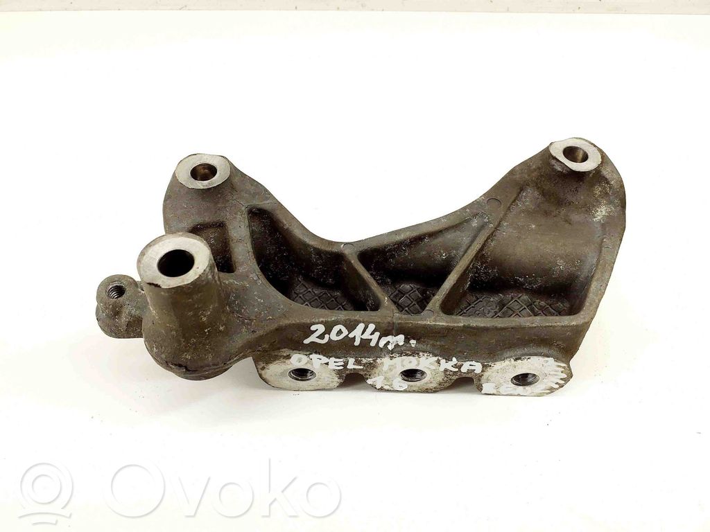 Opel Mokka Gearbox mounting bracket 