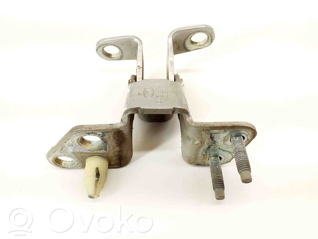 Ford Ecosport Tailgate/trunk/boot hinge 