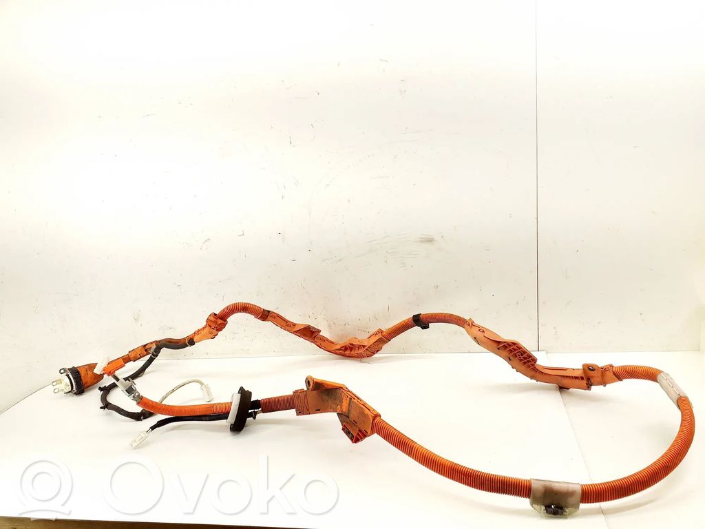 Toyota Auris E180 Positive cable (battery) 