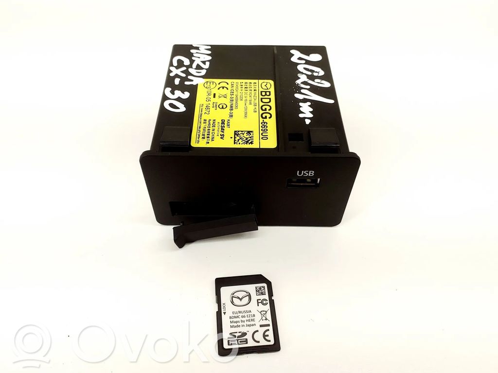 Mazda CX-30 Разъем USB 