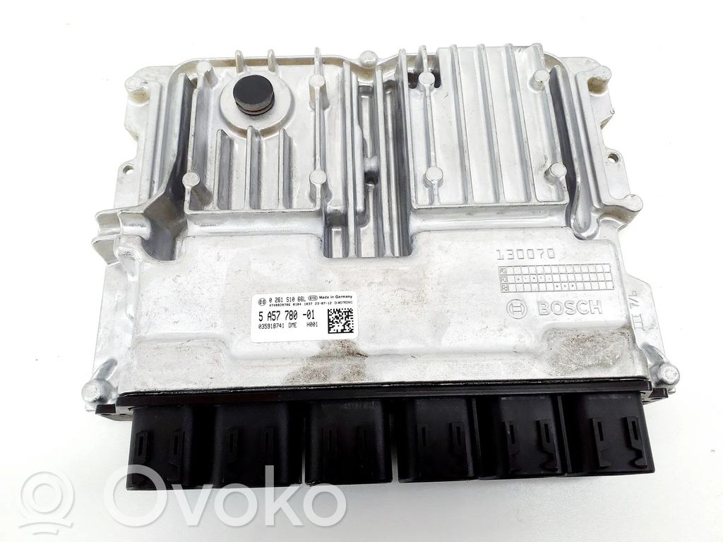 BMW 1 F40 Engine control unit/module 