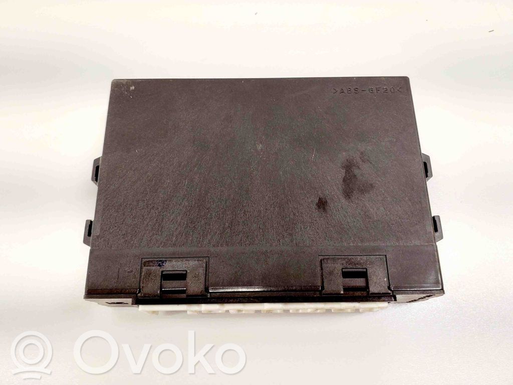 Mazda 3 II Central body control module 