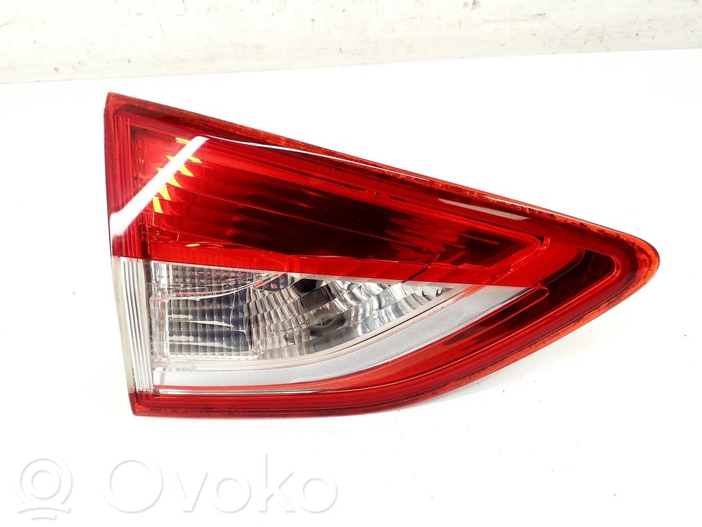 Ford Kuga II Takaluukun takavalot 