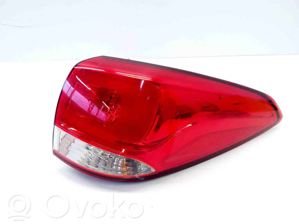 KIA Carens III Takavalot 