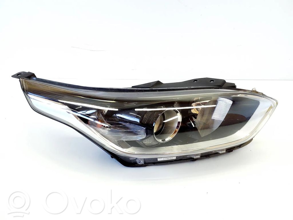 KIA Ceed Headlight/headlamp 