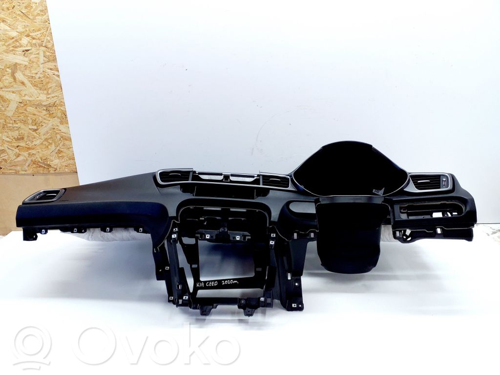 Dashboard   84710J7900WK,84721J7900,84534J7900