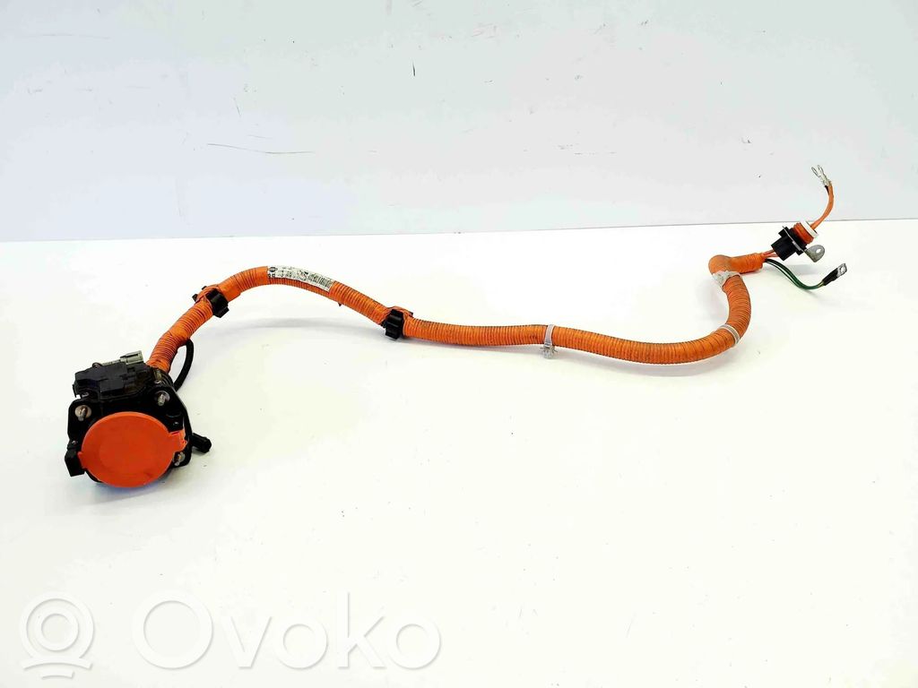 Plus / Klema / Przewód akumulatora   296B15SH0A