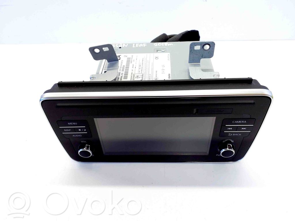 Nissan Leaf II (ZE1) Panel / Radioodtwarzacz CD/DVD/GPS 
