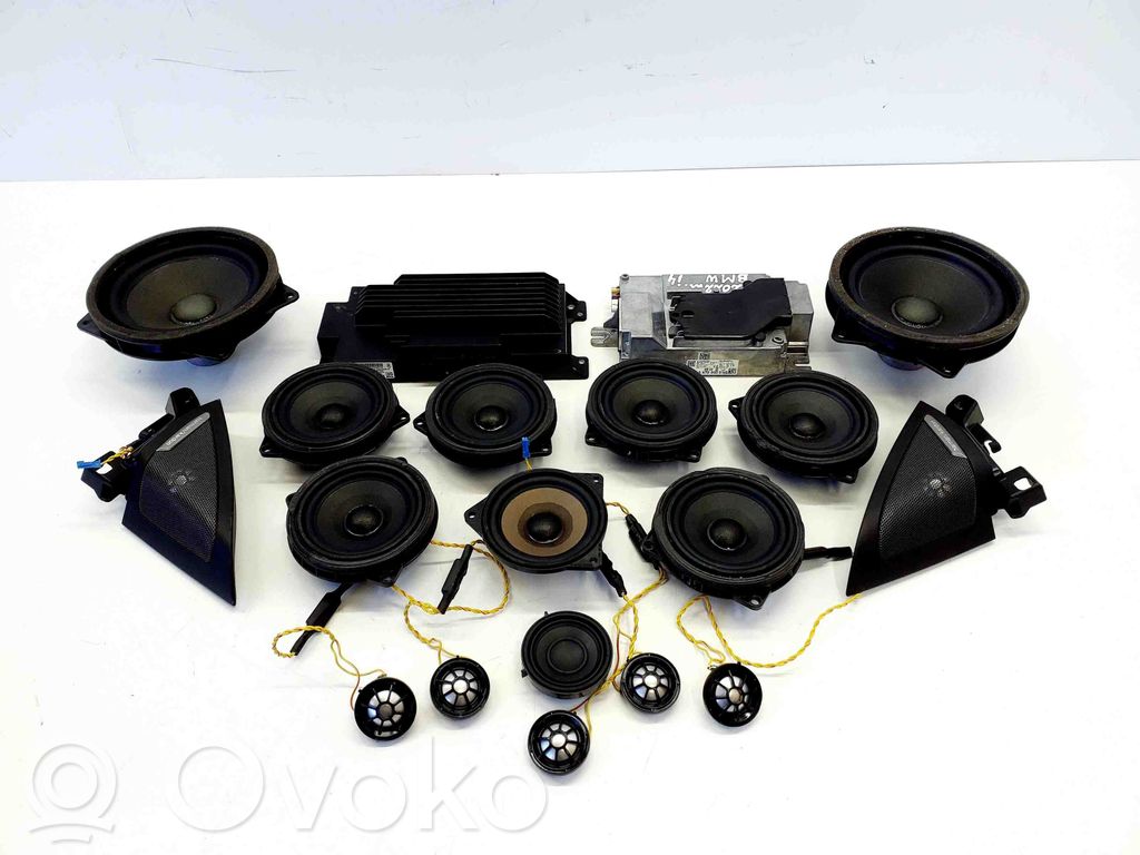 BMW i4 Audio system kit 