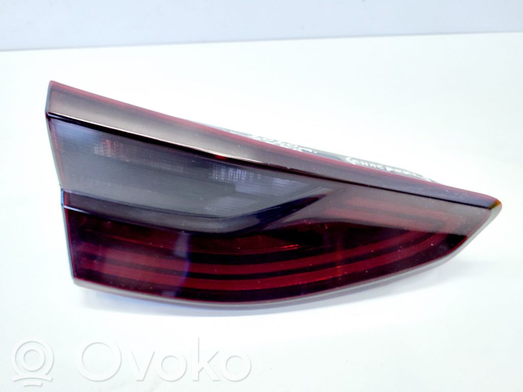 KIA Ceed Takaluukun takavalot 