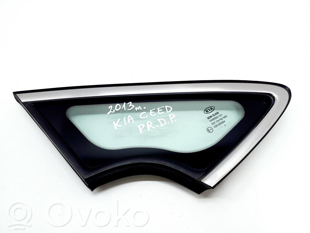 KIA Ceed Front door vent window glass four-door 